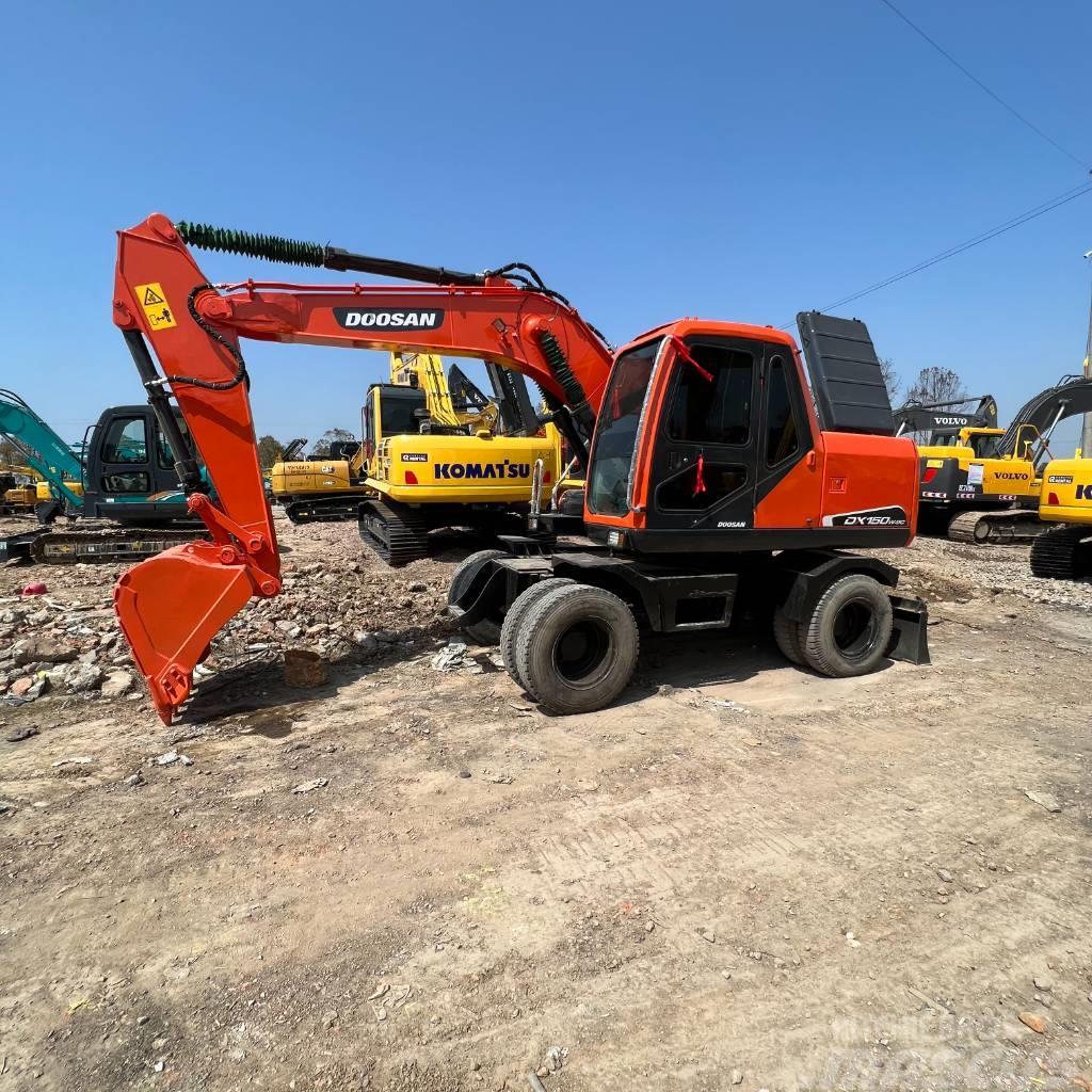 Doosan DX150 Crawler excavators