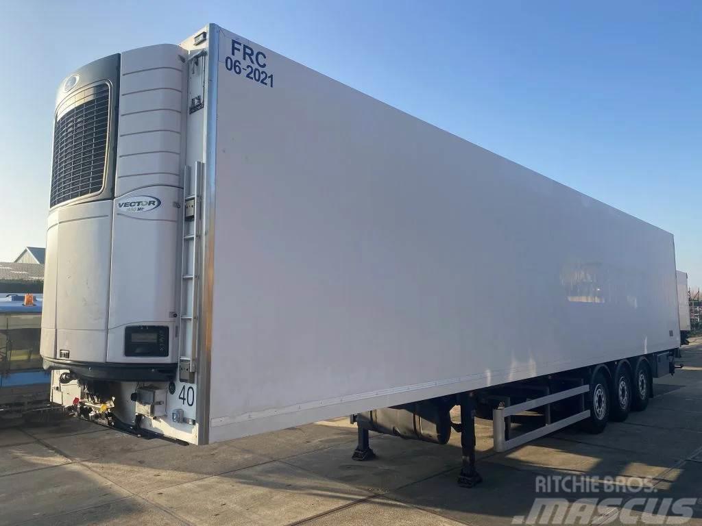  unitrans WITH MEATRAILS AND DOUBLE EVAPORATOR Temperature controlled semi-trailers