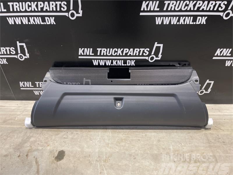 Scania  BUMPER COVER 1884482 Chassis and suspension