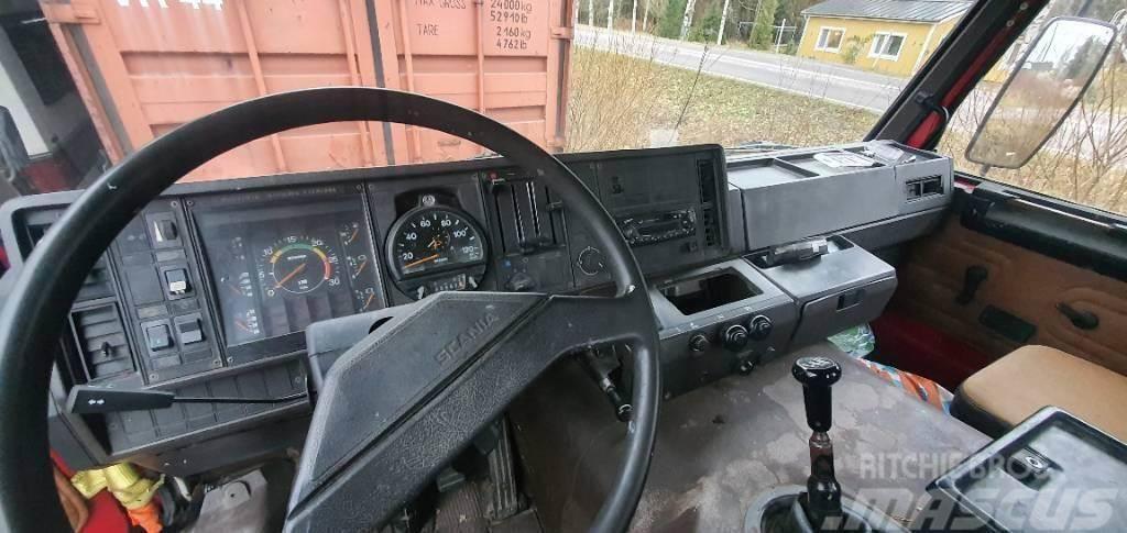 Scania 82 M henkilönostin Autojeřáby, hydraulické ruky