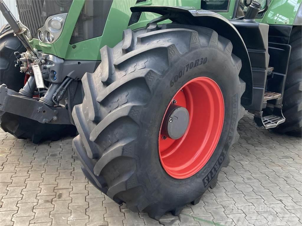 Fendt 826 Profi Plus Tractors