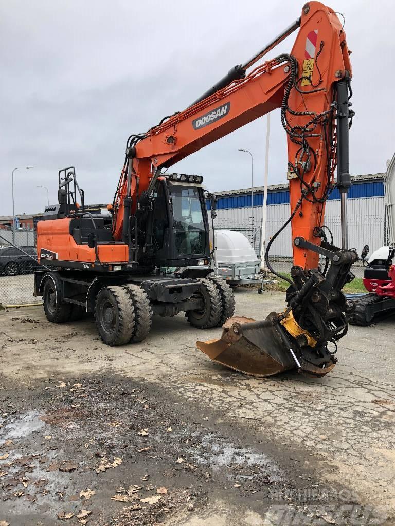 Doosan DX170w-5 Wheeled excavators