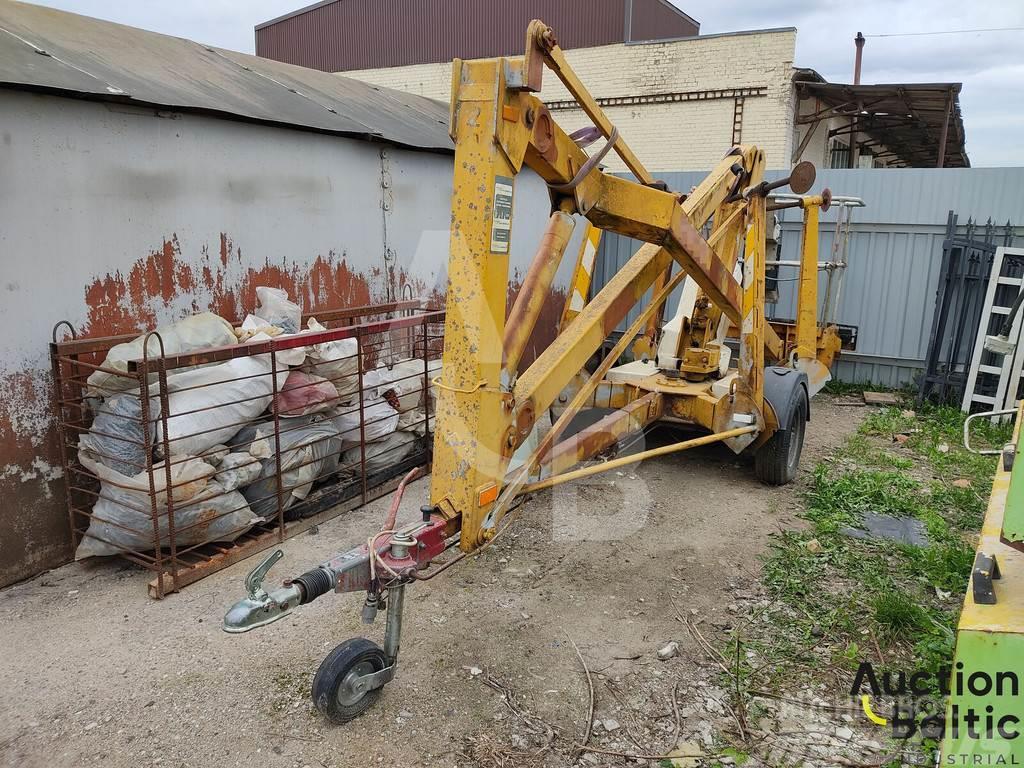 UpRight TL33 Articulated boom lifts