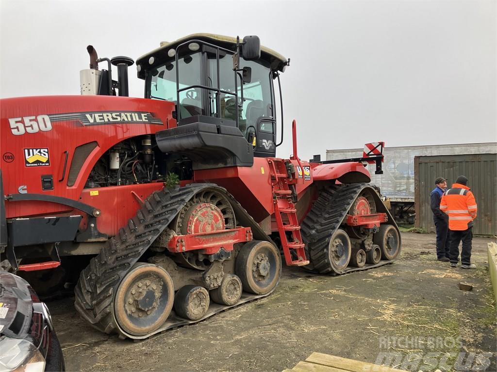 Versatile DT550 Tractors