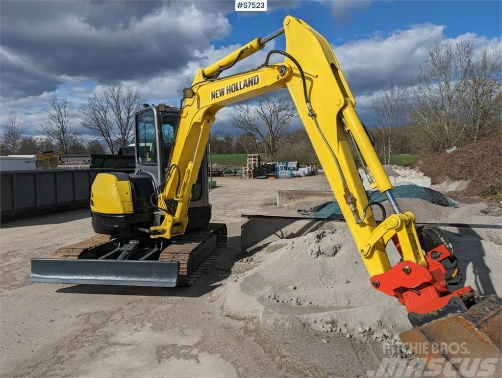 New Holland E502C Excavator with tilt bracket and bucket SEE V Crawler excavators