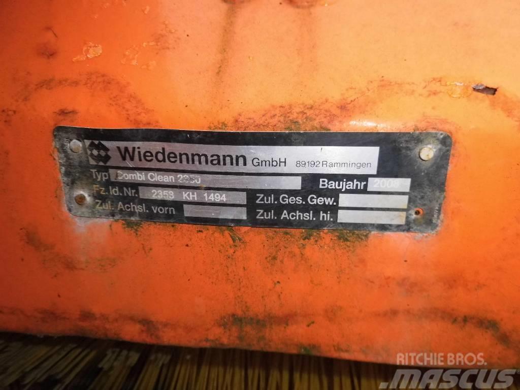 Wiedenmann Combi Clean 2350 Kehrmaschine Other tractor accessories