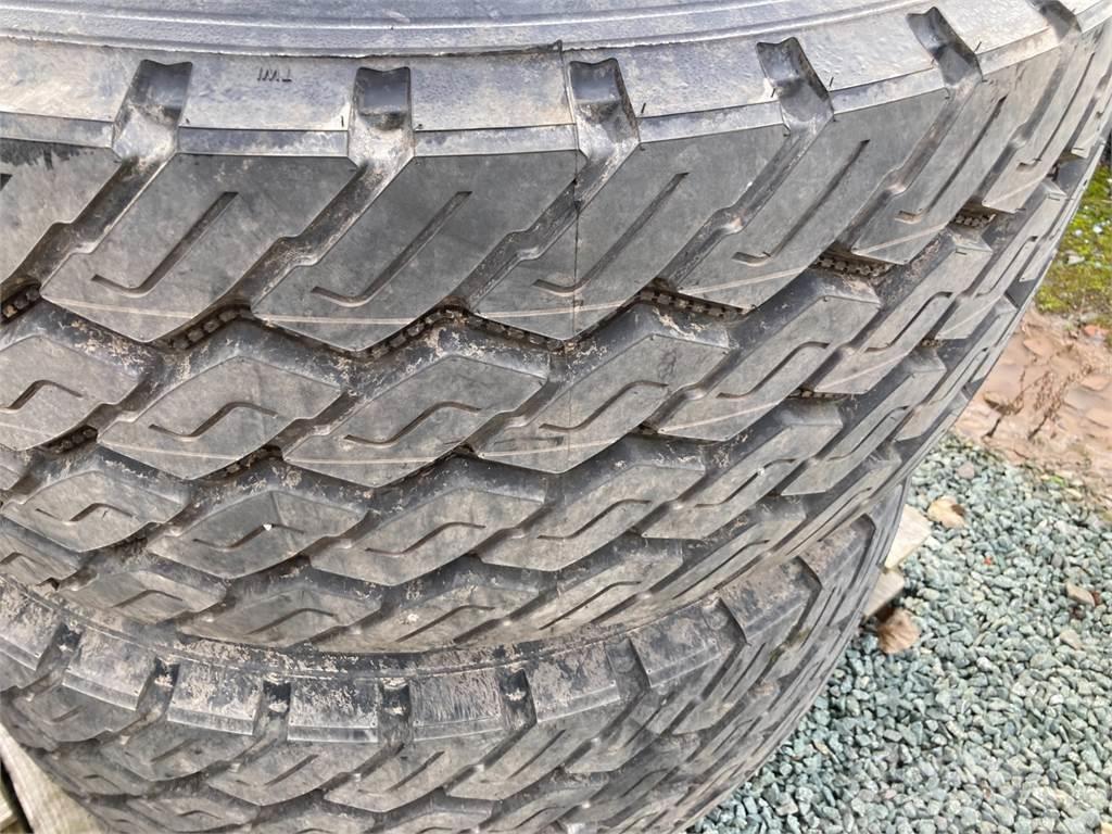 Advance 445/65 R22.5 Other agricultural machines