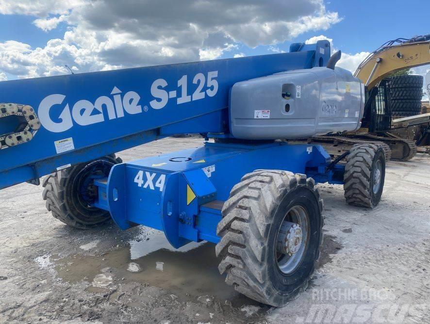 Genie S 125 Telescopic boom lifts