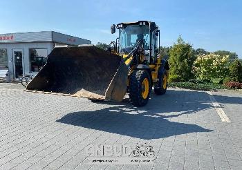 JCB 411 HT
