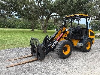 JCB 407