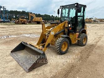 CAT 903D