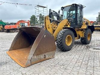 CAT 926M