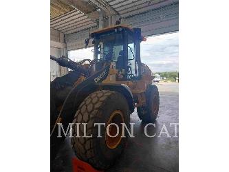 John Deere 524P