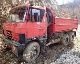 Tatra 815