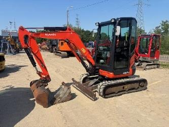 Kubota U 27-4