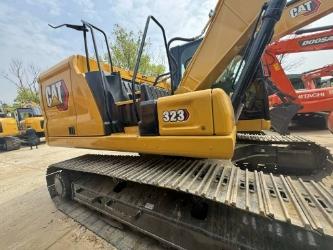 CAT 323 GC