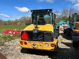 CAT 906