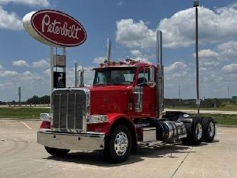 Peterbilt 389