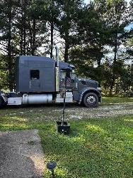 Peterbilt 567
