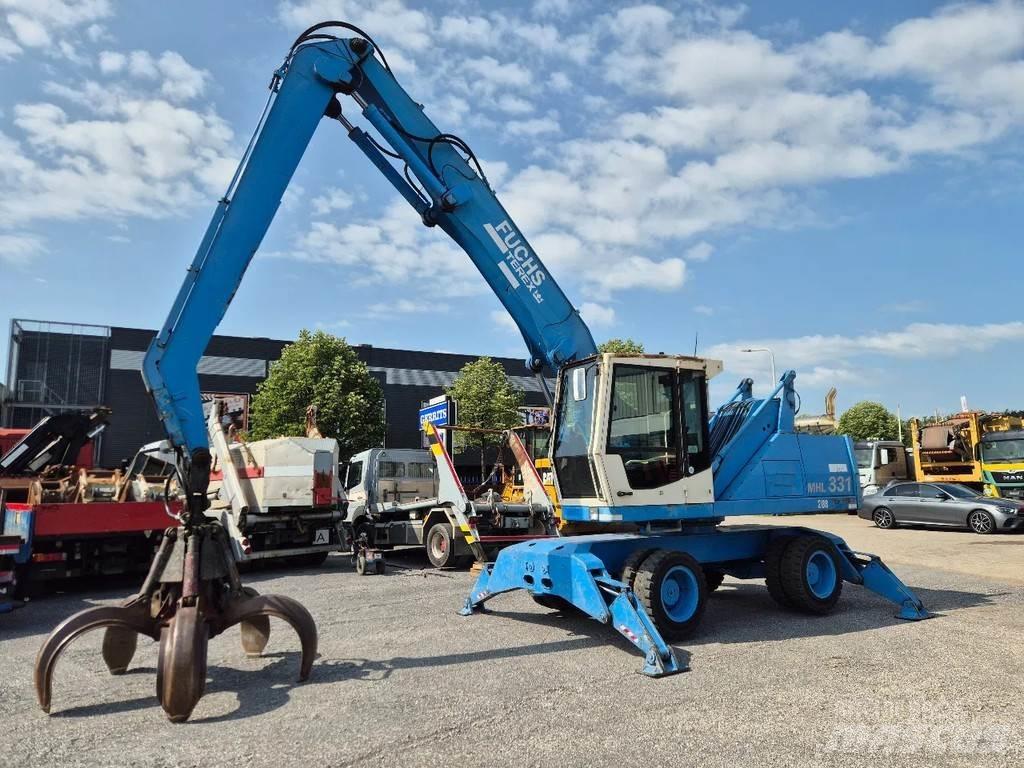 Fuchs MHL 331 Stroje pro manipulaci s odpadem