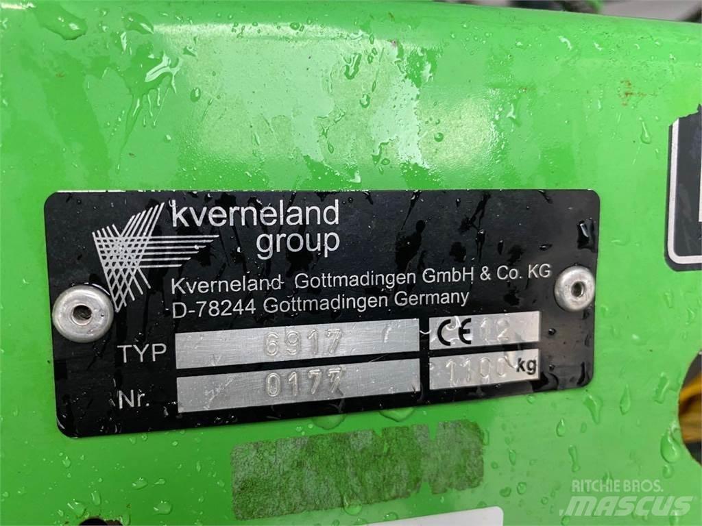 Deutz-Fahr 6917 Obraceče a shrabovače sena