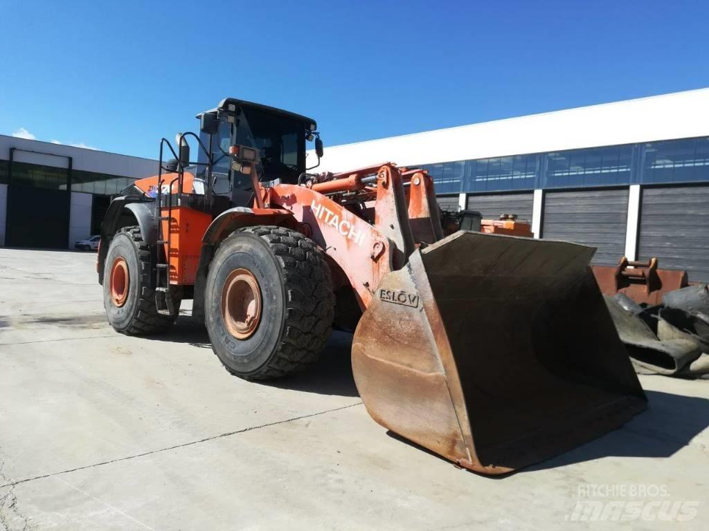 Hitachi ZW 370-6 Kolové nakladače