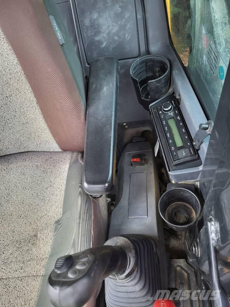 Komatsu PC88MR-11 Midi rýpadla 7t - 12t