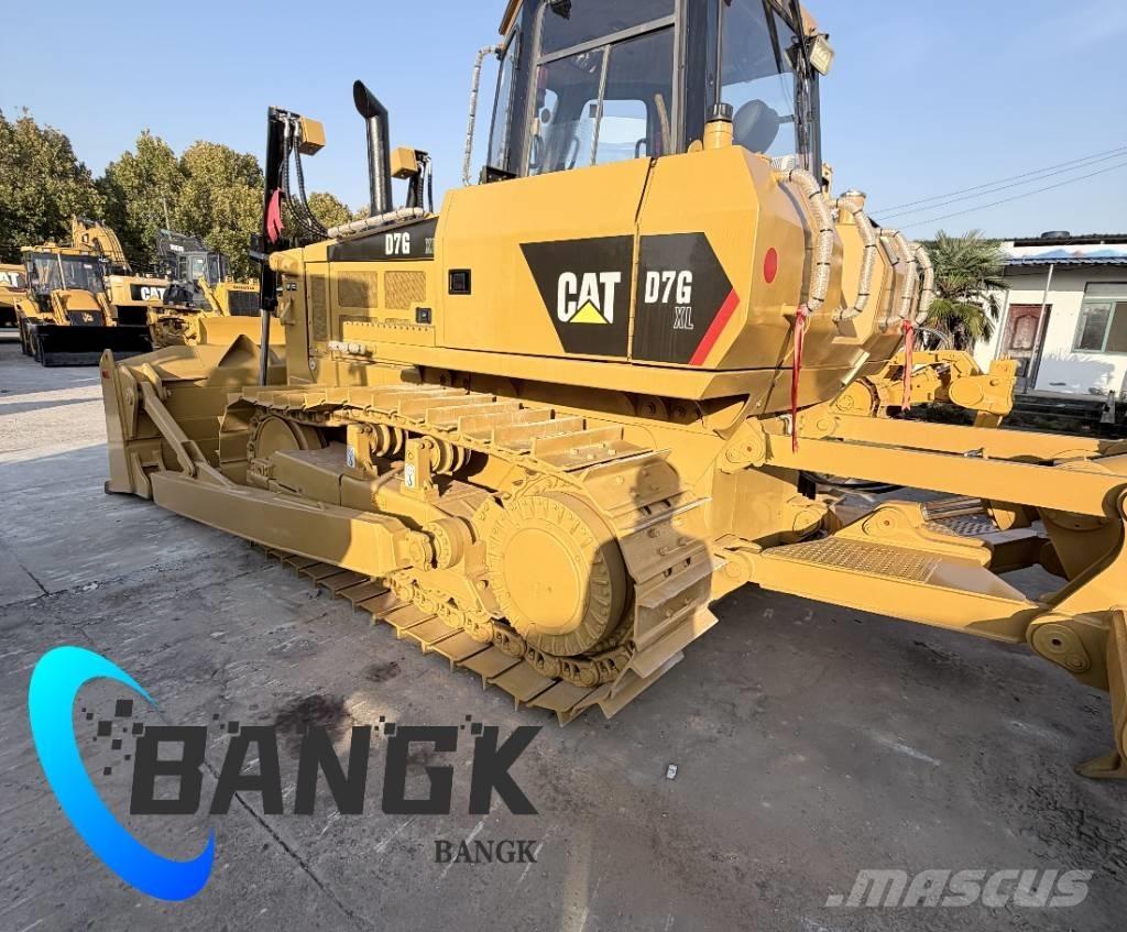 CAT D 7 G Pásové dozery