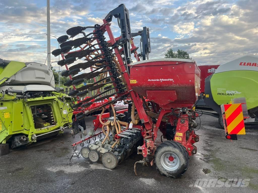 Mascar Montana 600 Přesné secí stroje