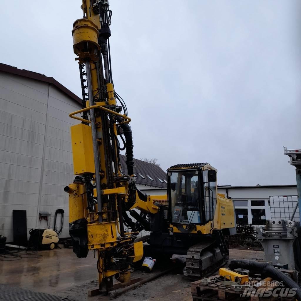 Atlas Copco F6 Povrchové vrtací stroje