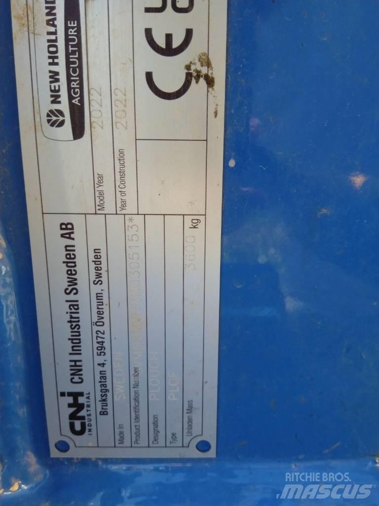 New Holland PXV6H Oboustranné pluhy