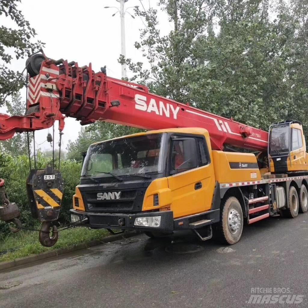 Sany STC 250 H Univerzální terénní jeřáby