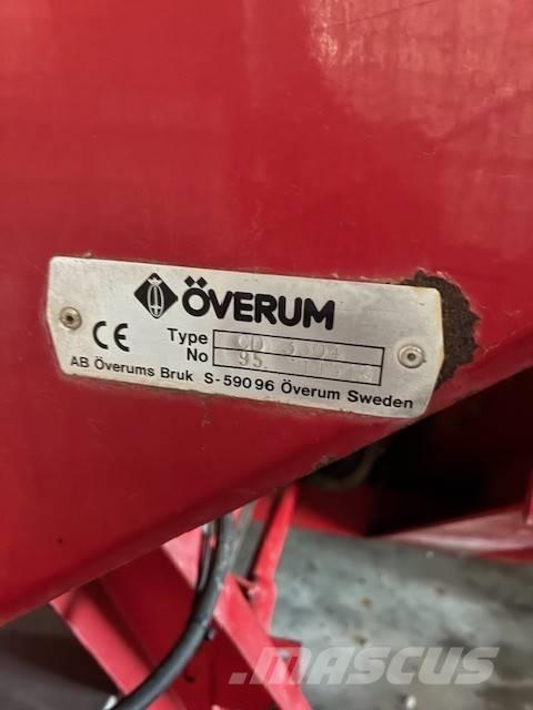 Överum 3304 Kombinované secí stroje