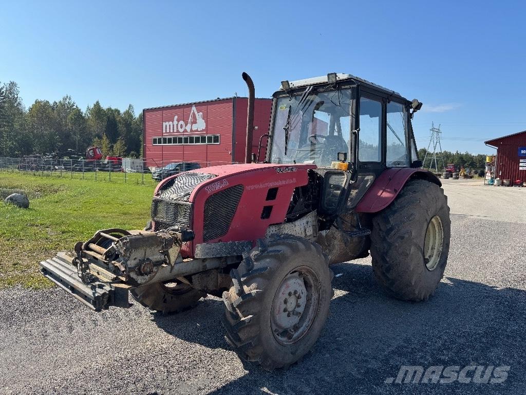 Belarus 1025.4 Lesní traktory