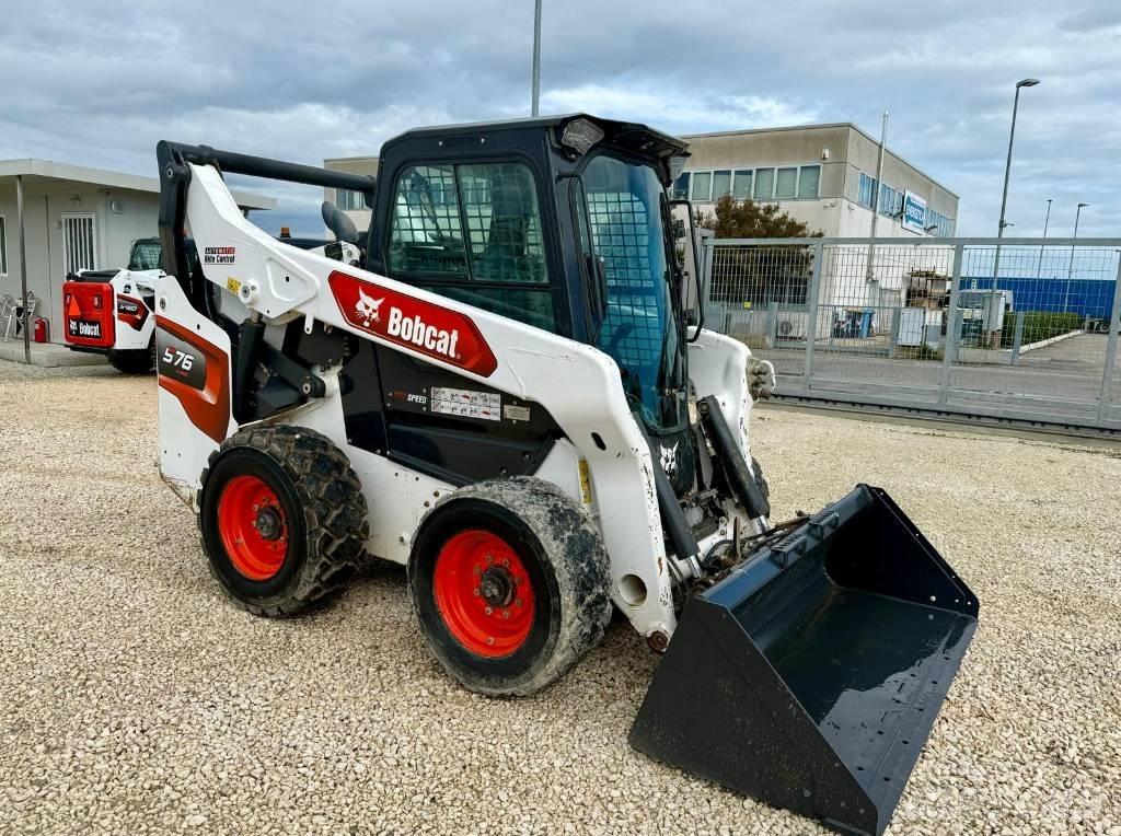 Bobcat S 76 Smykem řízené nakladače