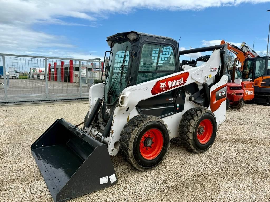 Bobcat S 76 Smykem řízené nakladače