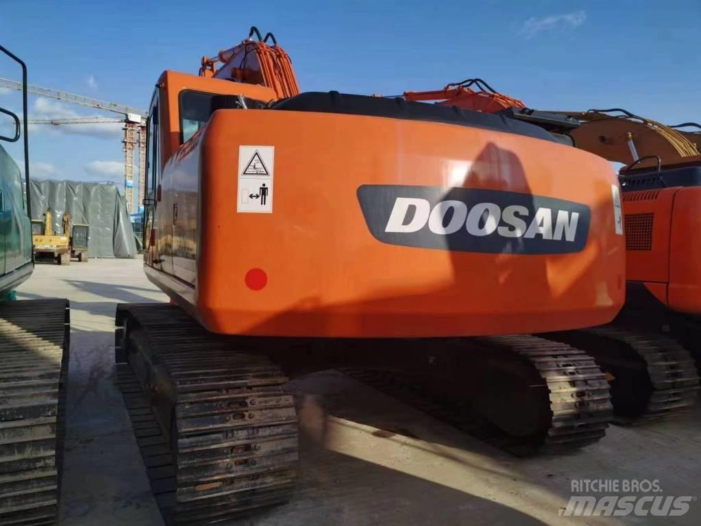 Doosan DH 220 Pásová rýpadla