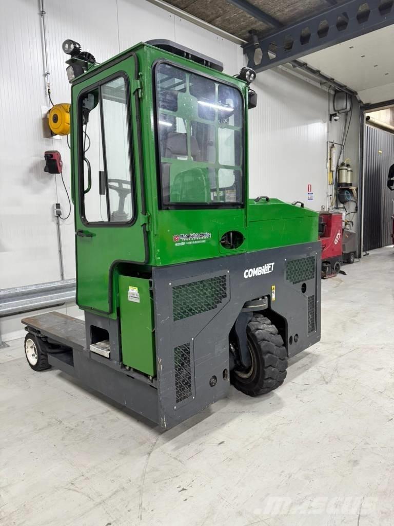 Combilift C 4000 E Vysokozdvižný vozík s bočním ložením