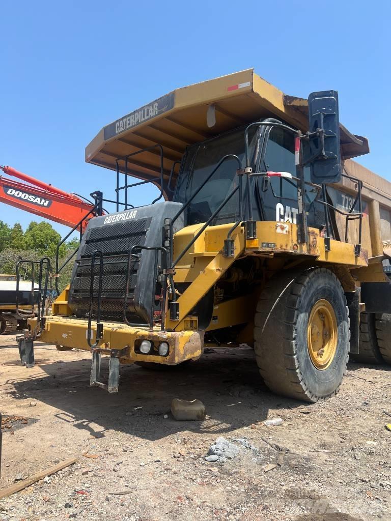 CAT 773F Pevné dempry