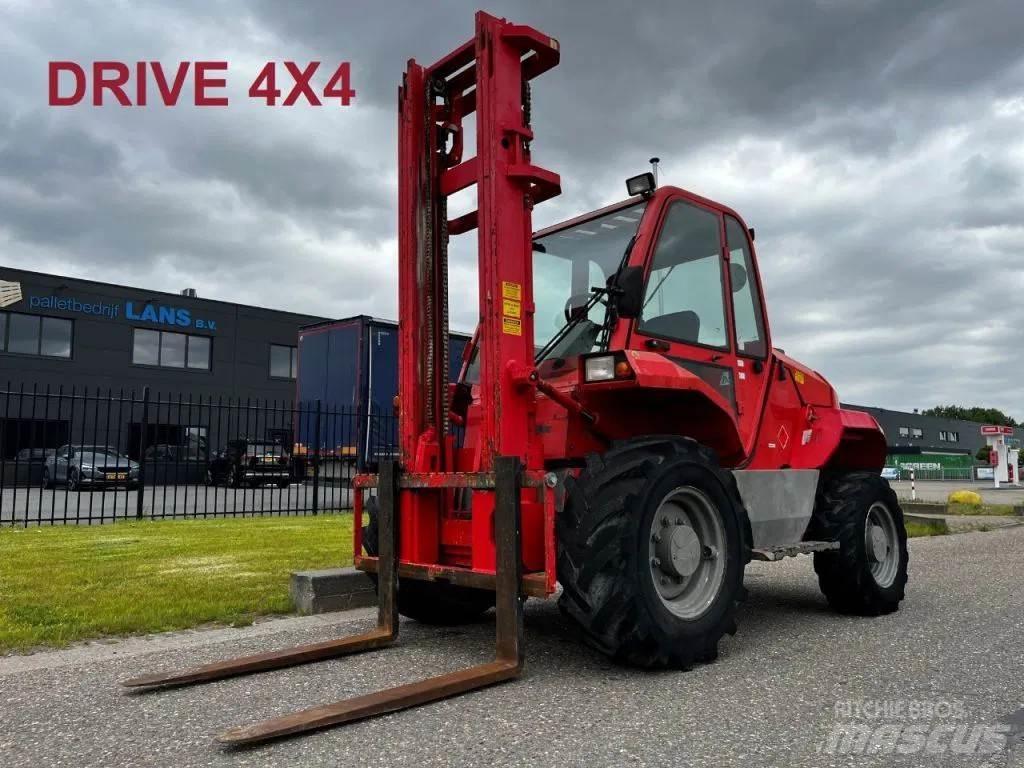 Manitou M30-4 4X4 Terénní vysokozdvižné vozíky