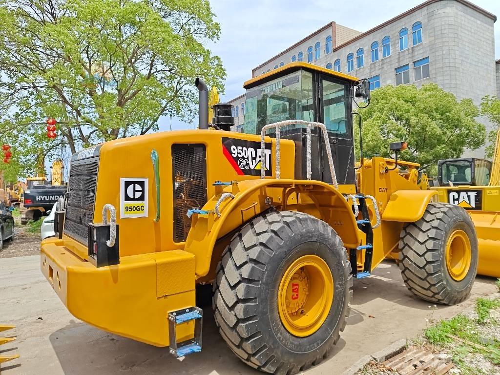 CAT 950GC Kolové nakladače