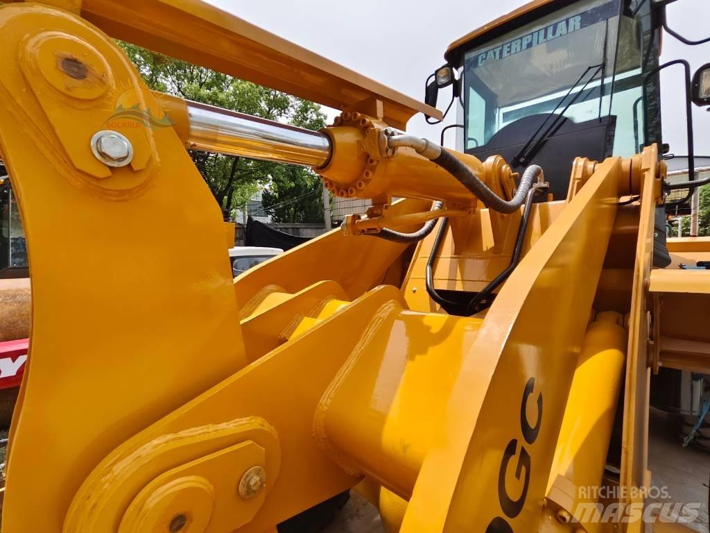 CAT 950GC Kolové nakladače