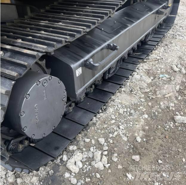 Volvo EC240D Pásová rýpadla