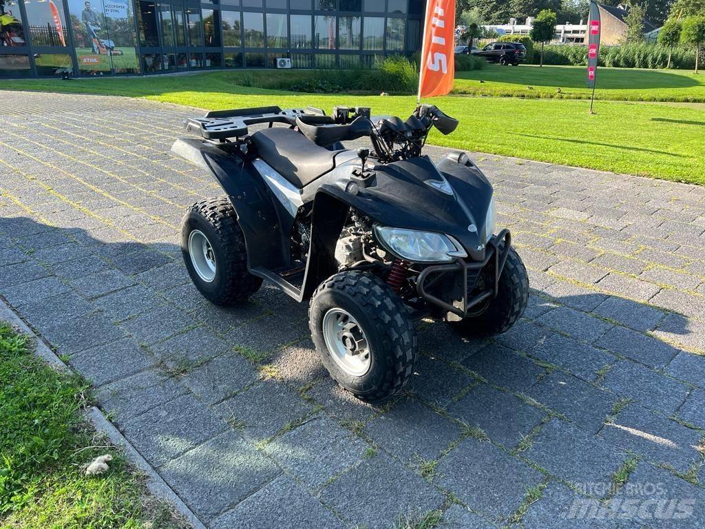 Sym UA18A Terénní vozidla