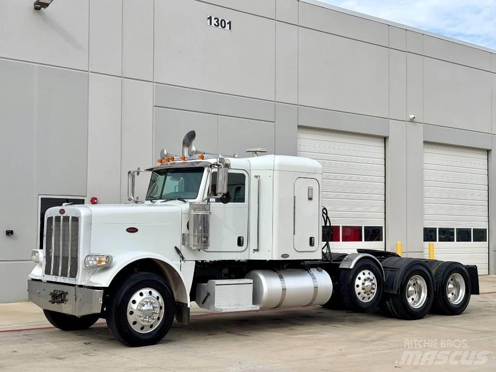 Peterbilt 388 Tahače