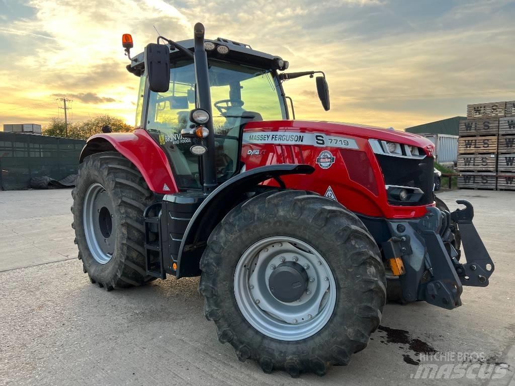 Massey Ferguson 7719 Traktory