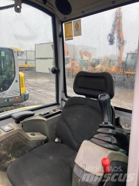 Wacker EZ26 Mini rýpadla < 7t