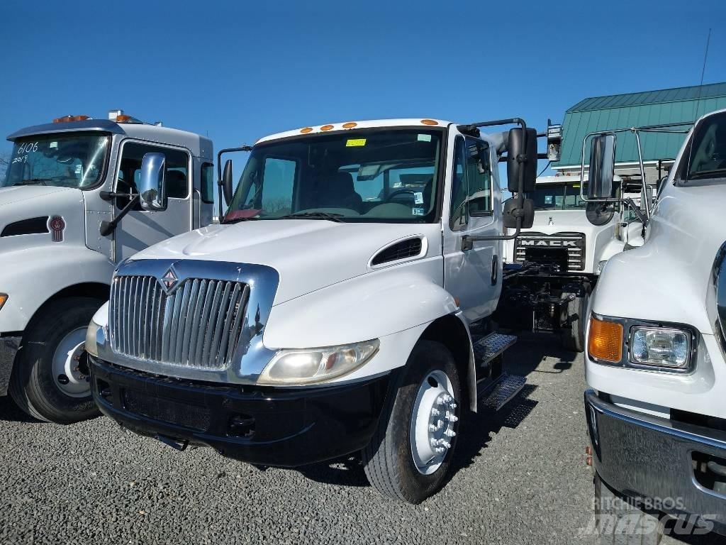 International 4400 Popelářské vozy