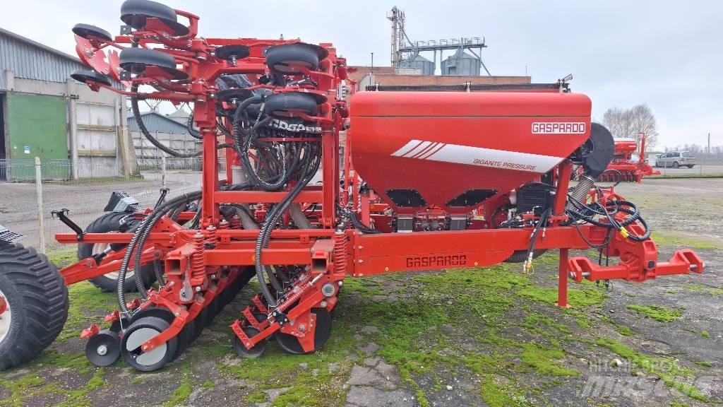 Gaspardo Gigante Mechanické secí stroje
