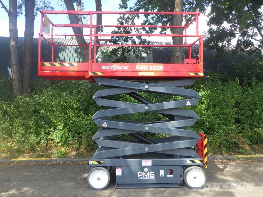 SkyJack SJ3226 Nůžková zvedací plošina